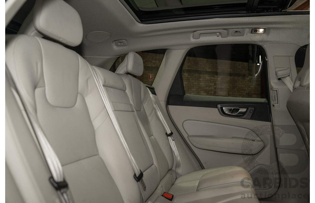 12/2020 Volvo XC60 T5 Inscription (AWD) 246 MY21 4d Wagon Onyx Black Metallic Turbo 2.0L