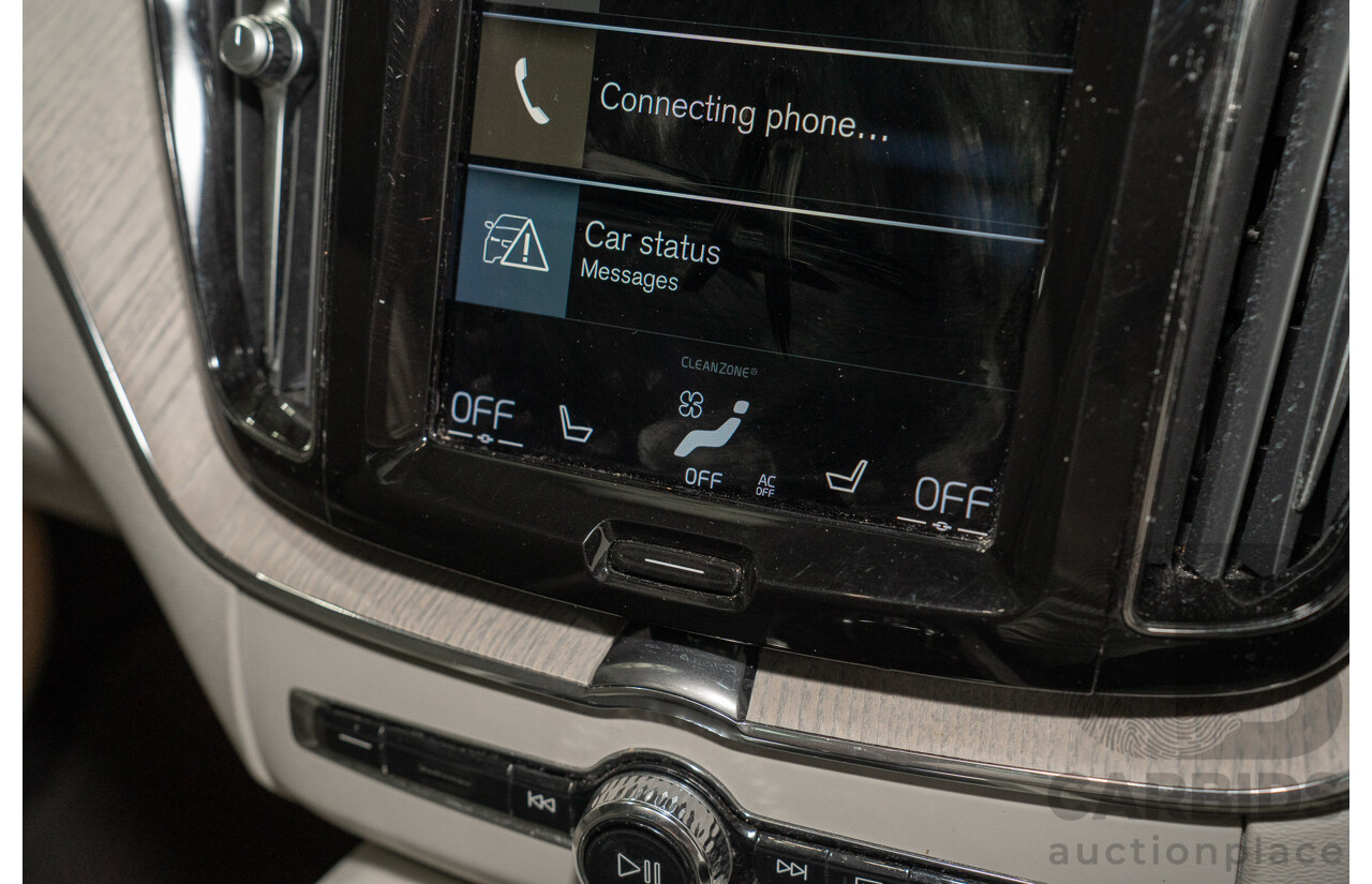 12/2020 Volvo XC60 T5 Inscription (AWD) 246 MY21 4d Wagon Onyx Black Metallic Turbo 2.0L