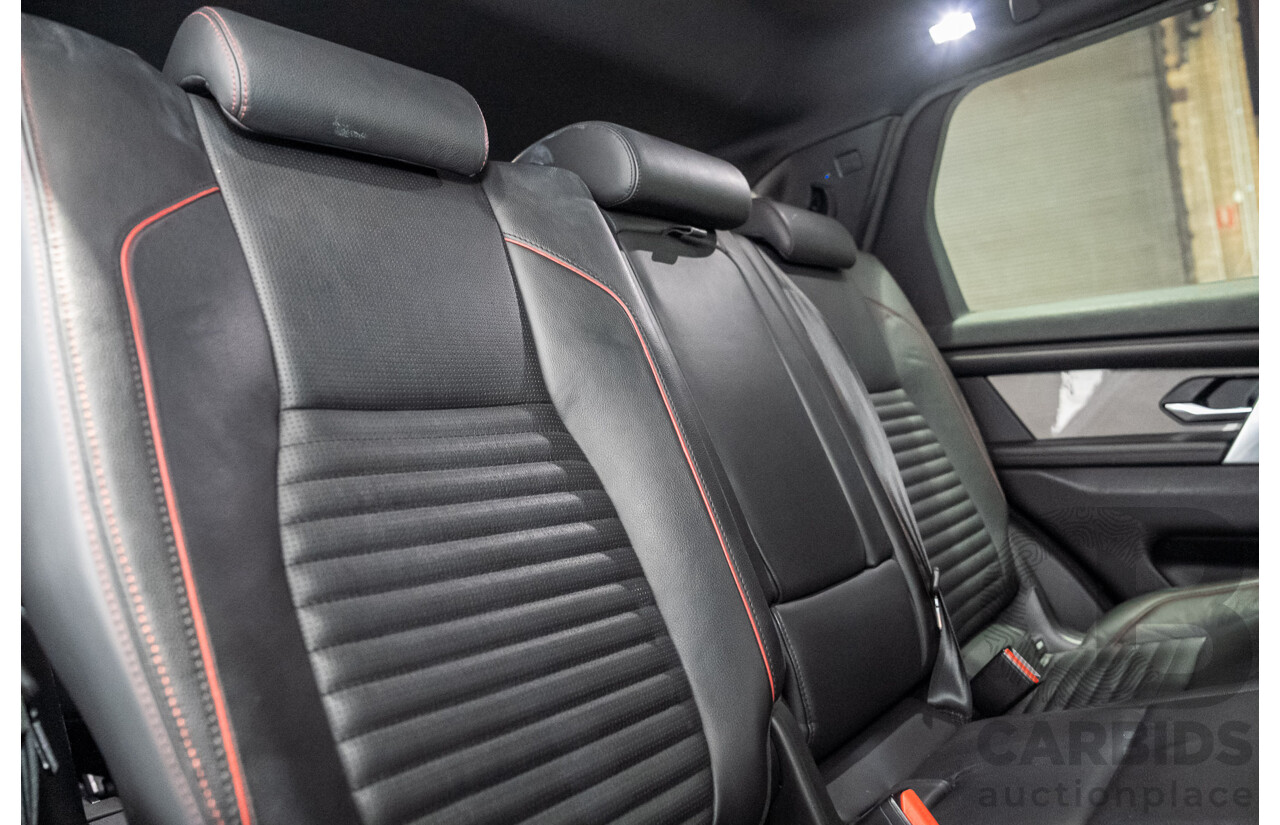 10/2019 Land Rover Discovery Sport D180 R-Dynamic SE (132kW) AWD L550 MY20 4d Wagon Black Turbo Diesel 2.0L - 7 Seater