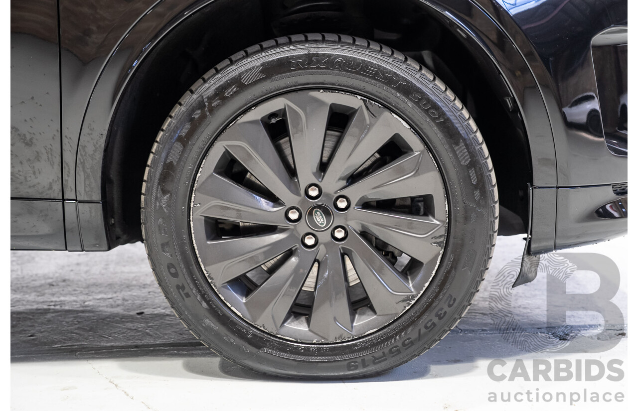 10/2019 Land Rover Discovery Sport D180 R-Dynamic SE (132kW) AWD L550 MY20 4d Wagon Black Turbo Diesel 2.0L - 7 Seater