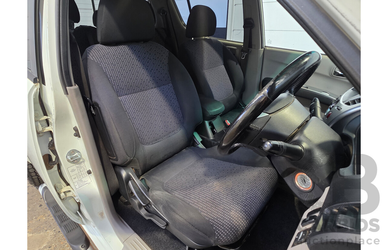 08/2011 Mitsubishi Triton GLX-R (4x4) MN MY11 Double Cab Utility White 2.5L