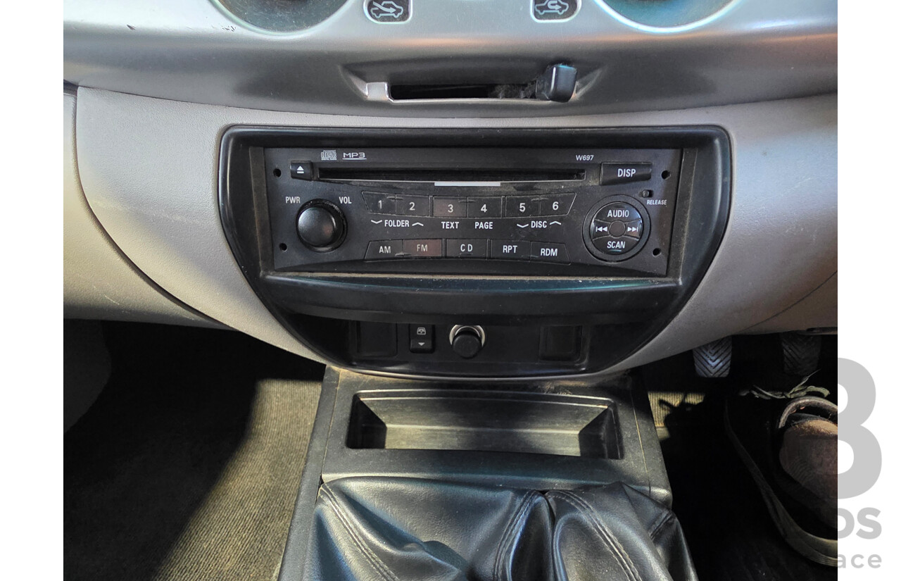 08/2011 Mitsubishi Triton GLX-R (4x4) MN MY11 Double Cab Utility White 2.5L
