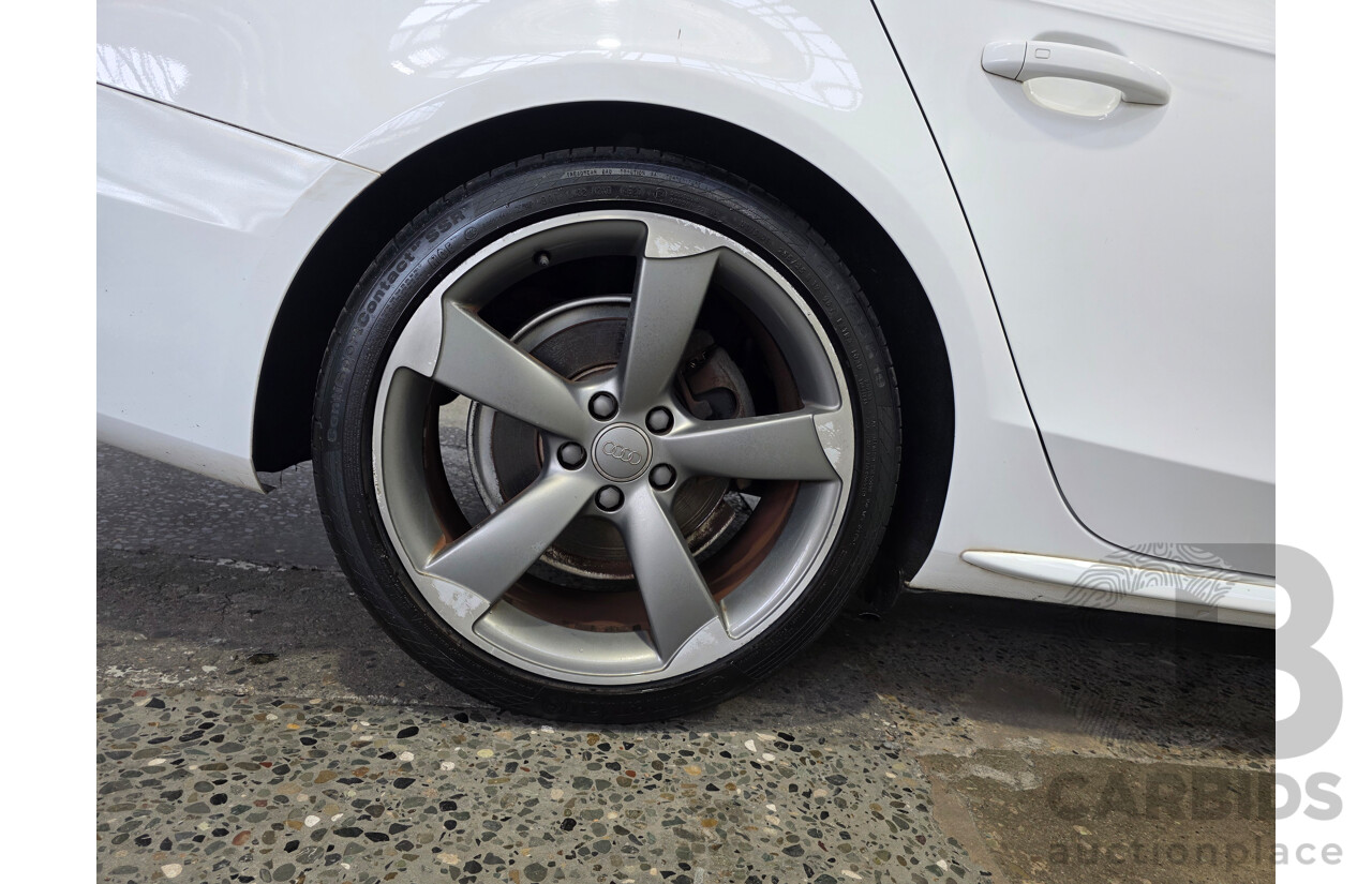 10/2013 Audi A4 2.0 TFSI QUATTRO AWD B8 (8K) MY14 4d Sedan White 2.0L