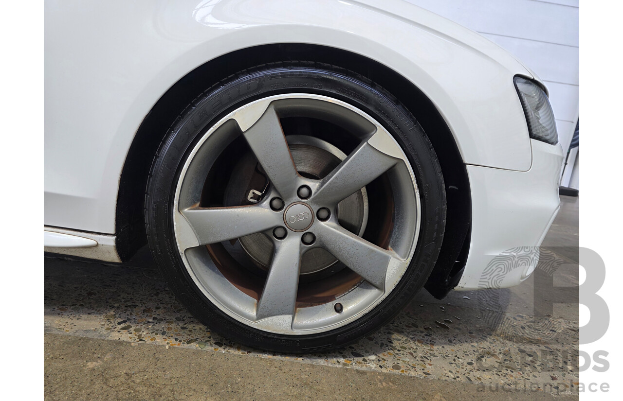 10/2013 Audi A4 2.0 TFSI QUATTRO AWD B8 (8K) MY14 4d Sedan White 2.0L