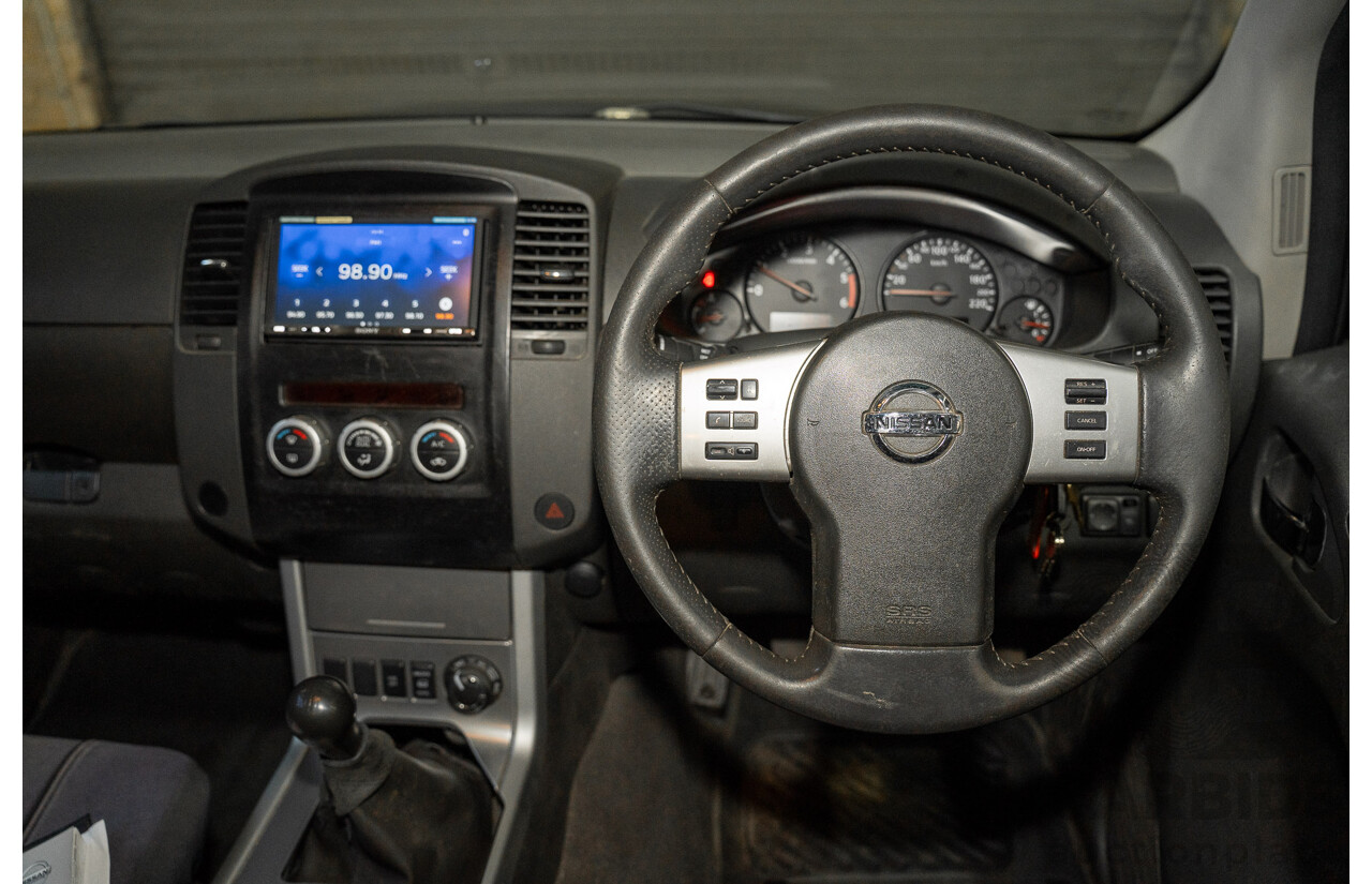 01/2013 Nissan Navara ST (4x4) D40 Dual Cab P/Up Black Turbo Diesel 2.5L