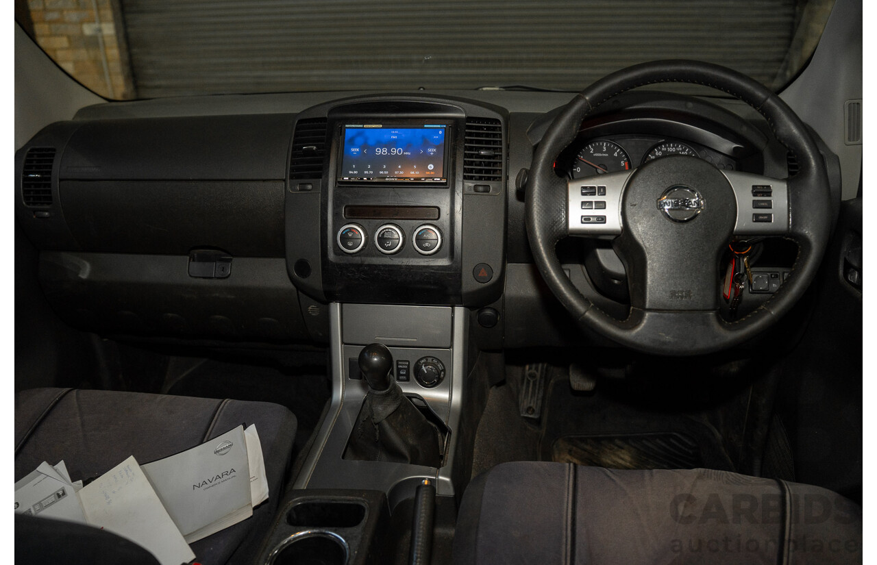 01/2013 Nissan Navara ST (4x4) D40 Dual Cab P/Up Black Turbo Diesel 2.5L