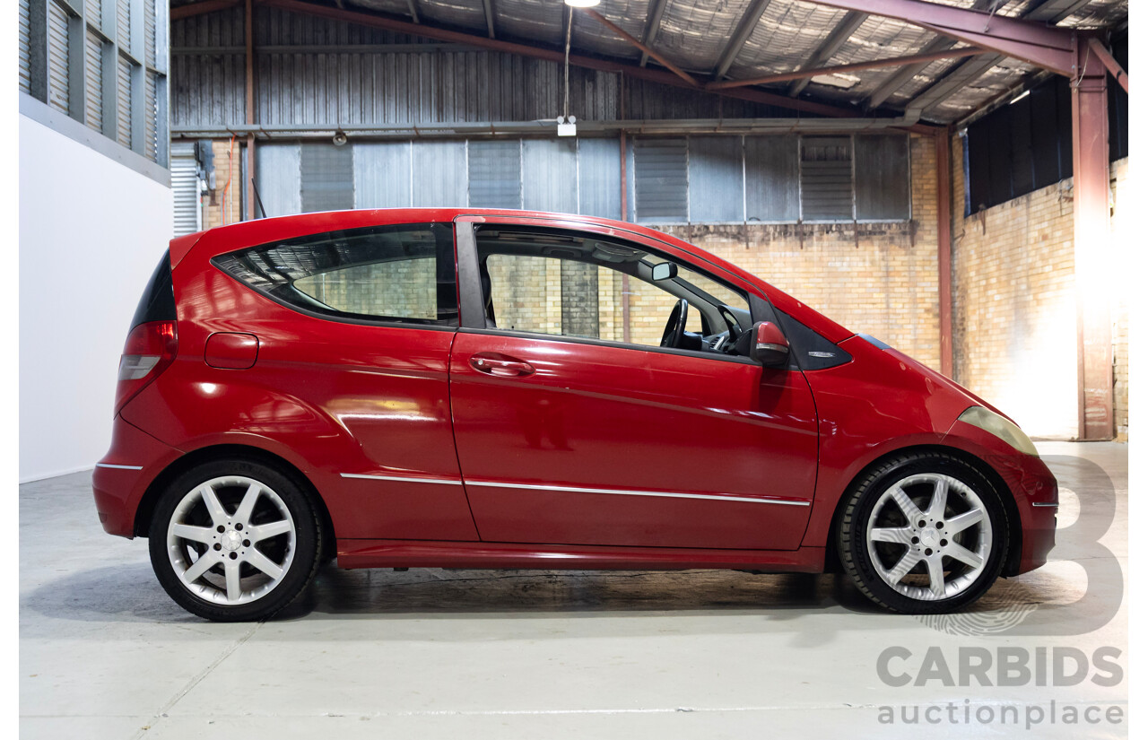 10/2008 Mercedes-Benz A200 Avantgarde W169 09 Upgrade 5d Hatchback Red 2.0L