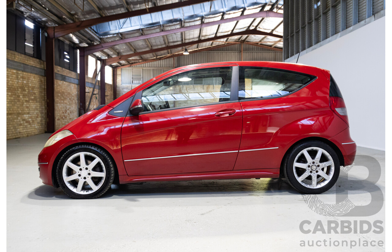 10/2008 Mercedes-Benz A200 Avantgarde W169 09 Upgrade 5d Hatchback Red 2.0L