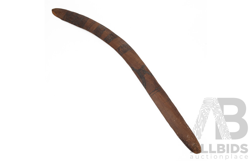 Vintage Carved Indigenous Mulga Wood Boomerang with Carved Detail to Face