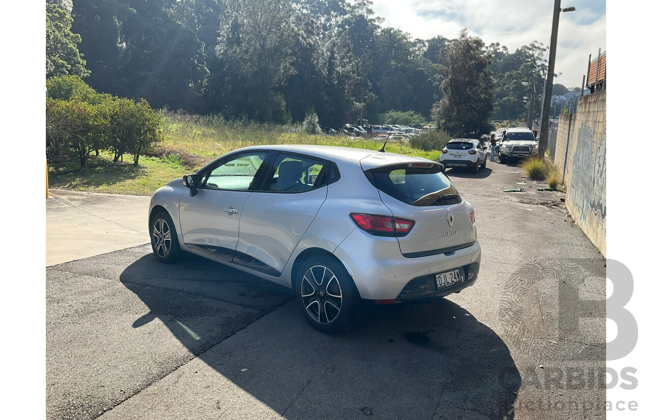 08/2016 Renault Clio Expression X98 5D Hatchback Grey Turbo 1.2L