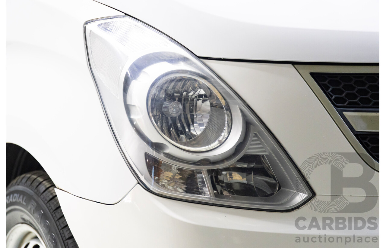 04/2012 Hyundai iLoad (RWD) TQ MY12 4d Van White 2.4L Converted Camper