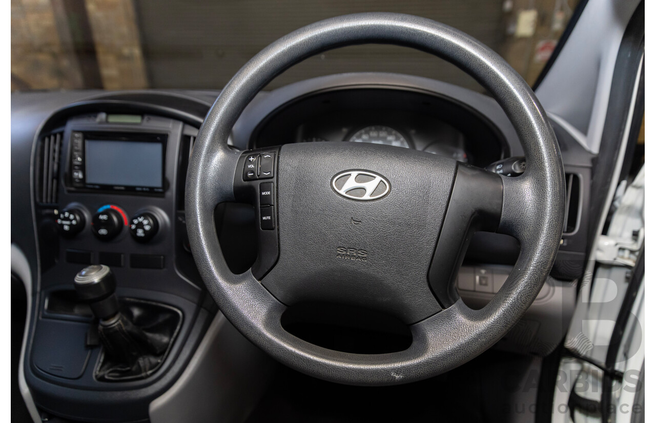 04/2012 Hyundai iLoad (RWD) TQ MY12 4d Van White 2.4L Converted Camper
