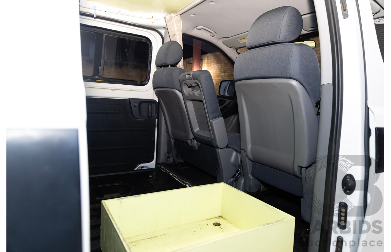 04/2012 Hyundai iLoad (RWD) TQ MY12 4d Van White 2.4L Converted Camper