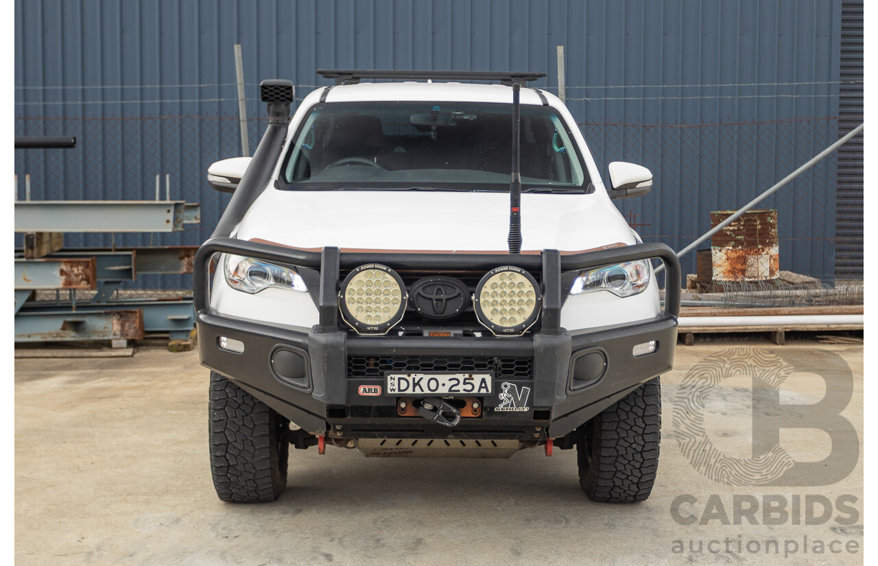 10/2015 Toyota Fortuner GX (4x4) GUN156R 4d Wagon White Turbo Diesel 2.8L