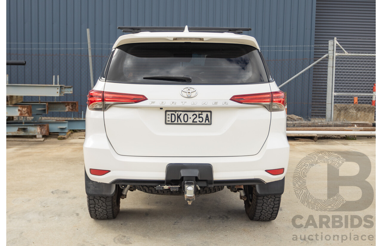 10/2015 Toyota Fortuner GX (4x4) GUN156R 4d Wagon White Turbo Diesel 2.8L