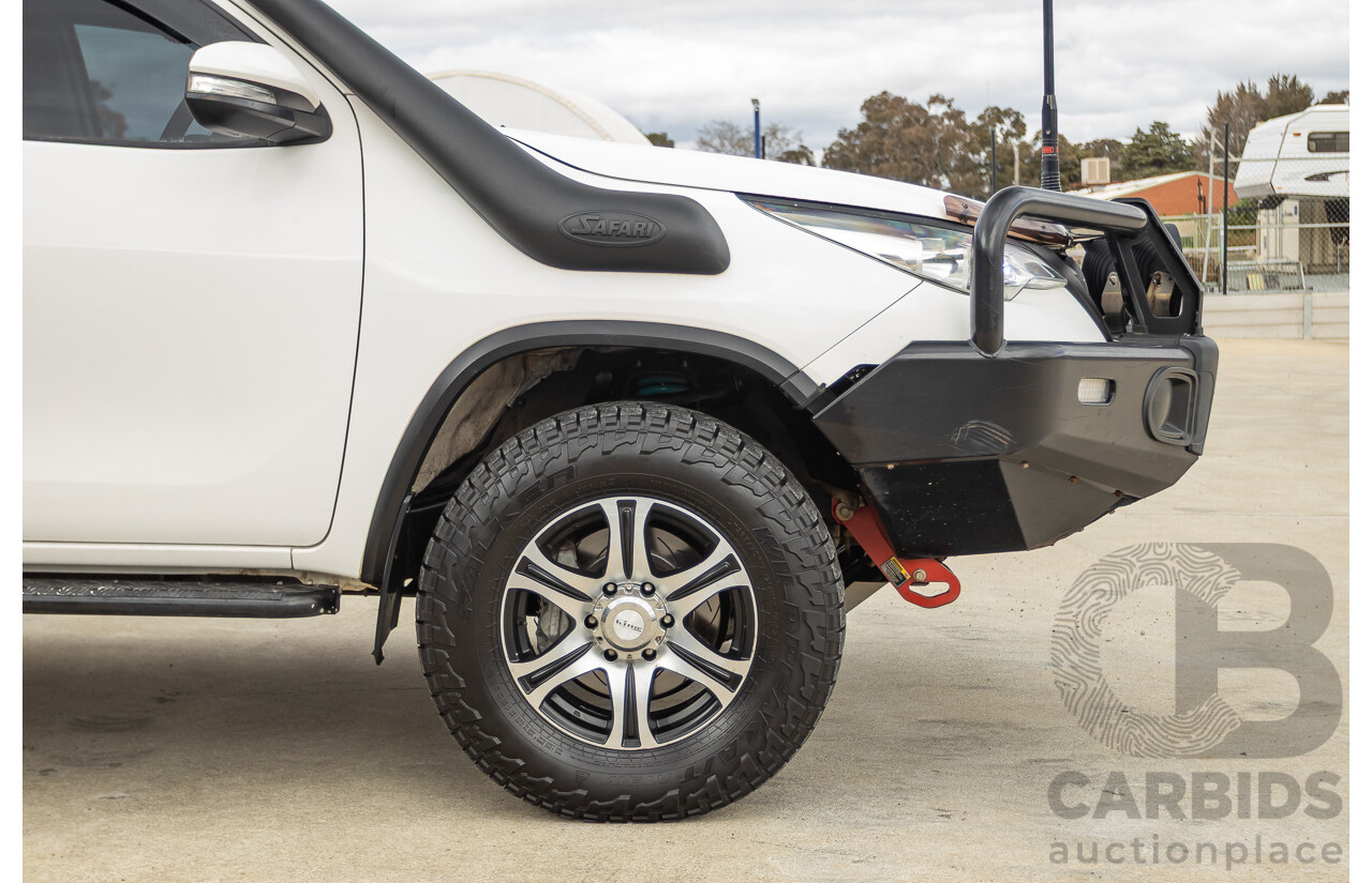 10/2015 Toyota Fortuner GX (4x4) GUN156R 4d Wagon White Turbo Diesel 2.8L