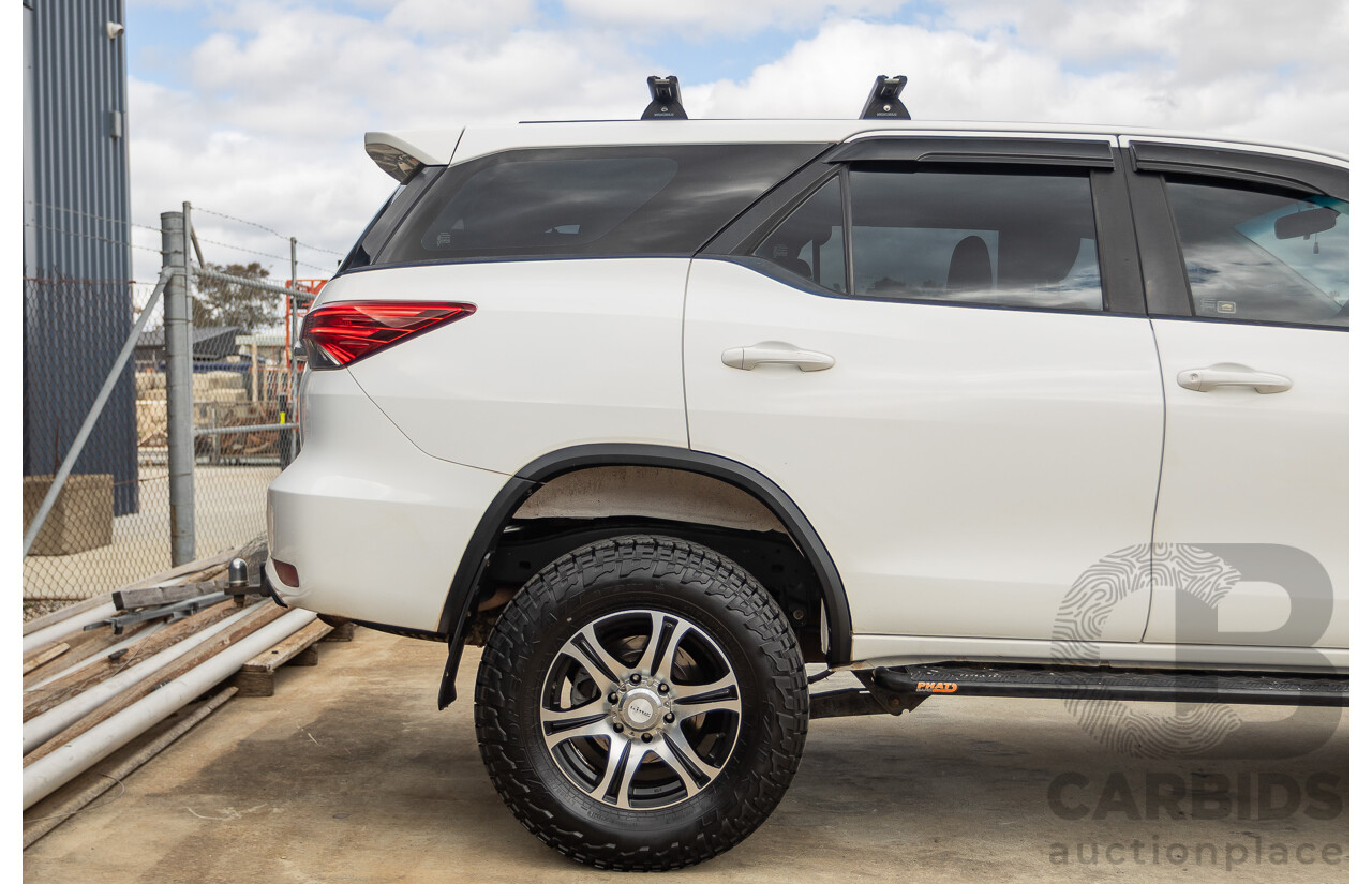 10/2015 Toyota Fortuner GX (4x4) GUN156R 4d Wagon White Turbo Diesel 2.8L