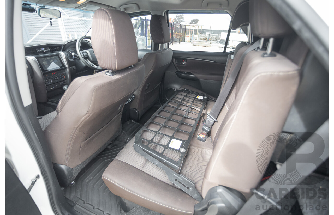 10/2015 Toyota Fortuner GX (4x4) GUN156R 4d Wagon White Turbo Diesel 2.8L