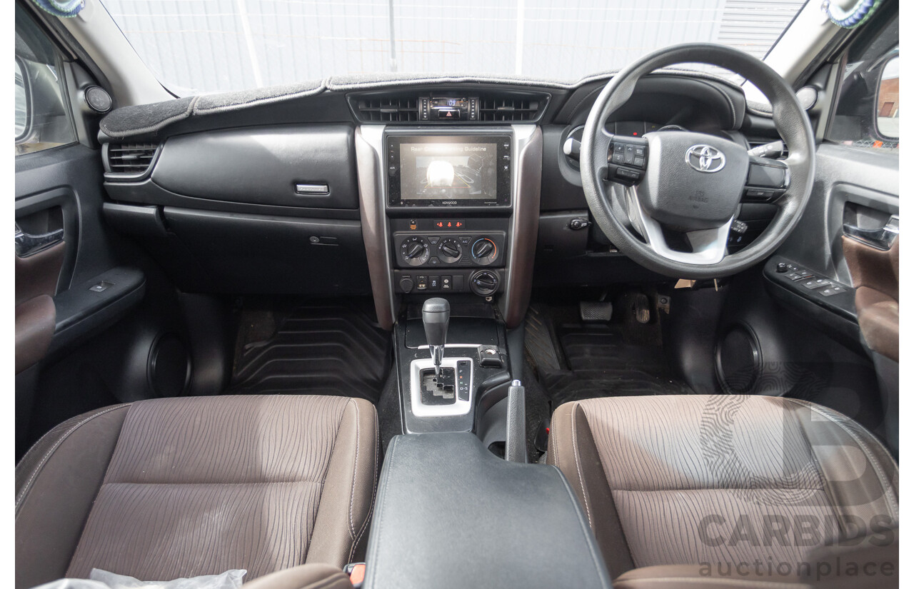 10/2015 Toyota Fortuner GX (4x4) GUN156R 4d Wagon White Turbo Diesel 2.8L