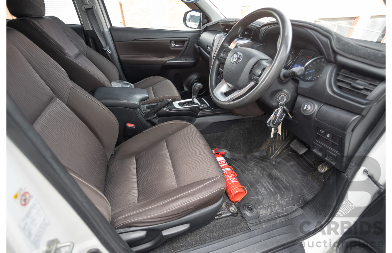 10/2015 Toyota Fortuner GX (4x4) GUN156R 4d Wagon White Turbo Diesel 2.8L