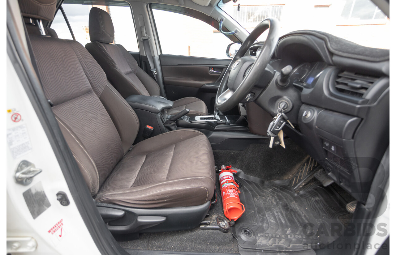 10/2015 Toyota Fortuner GX (4x4) GUN156R 4d Wagon White Turbo Diesel 2.8L