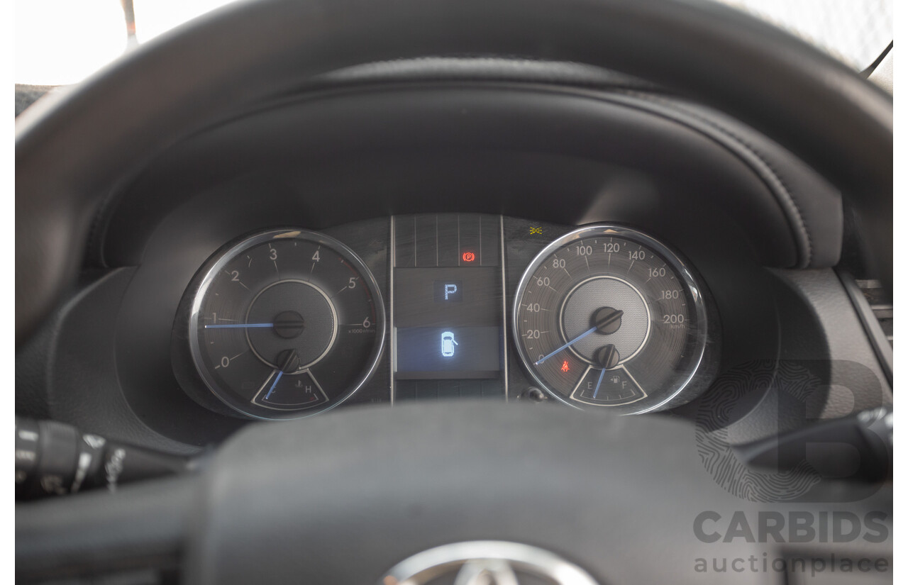 10/2015 Toyota Fortuner GX (4x4) GUN156R 4d Wagon White Turbo Diesel 2.8L