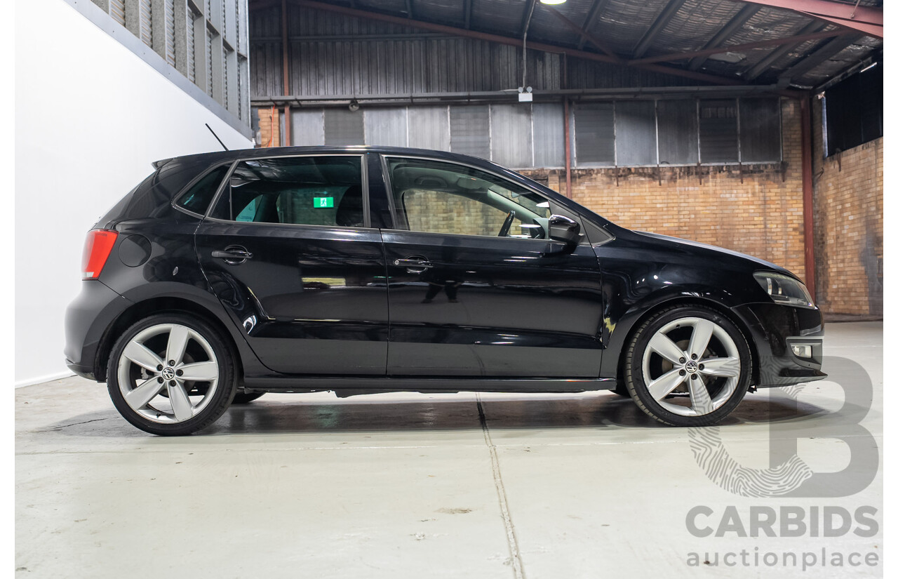 11/2010 Volkswagen Polo 77 TSI Comfortline 6R MY11 5d Hatchback Turbo Black 1.2L