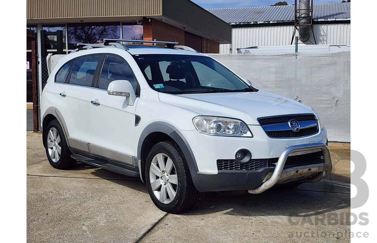11/2010 Holden Captiva LX (4x4) CG MY10 4d Wagon White 3.2L