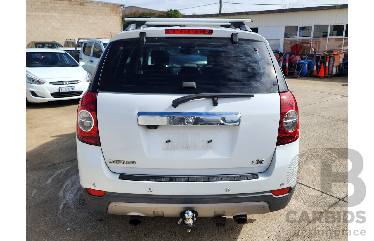 11/2010 Holden Captiva LX (4x4) CG MY10 4d Wagon White 3.2L