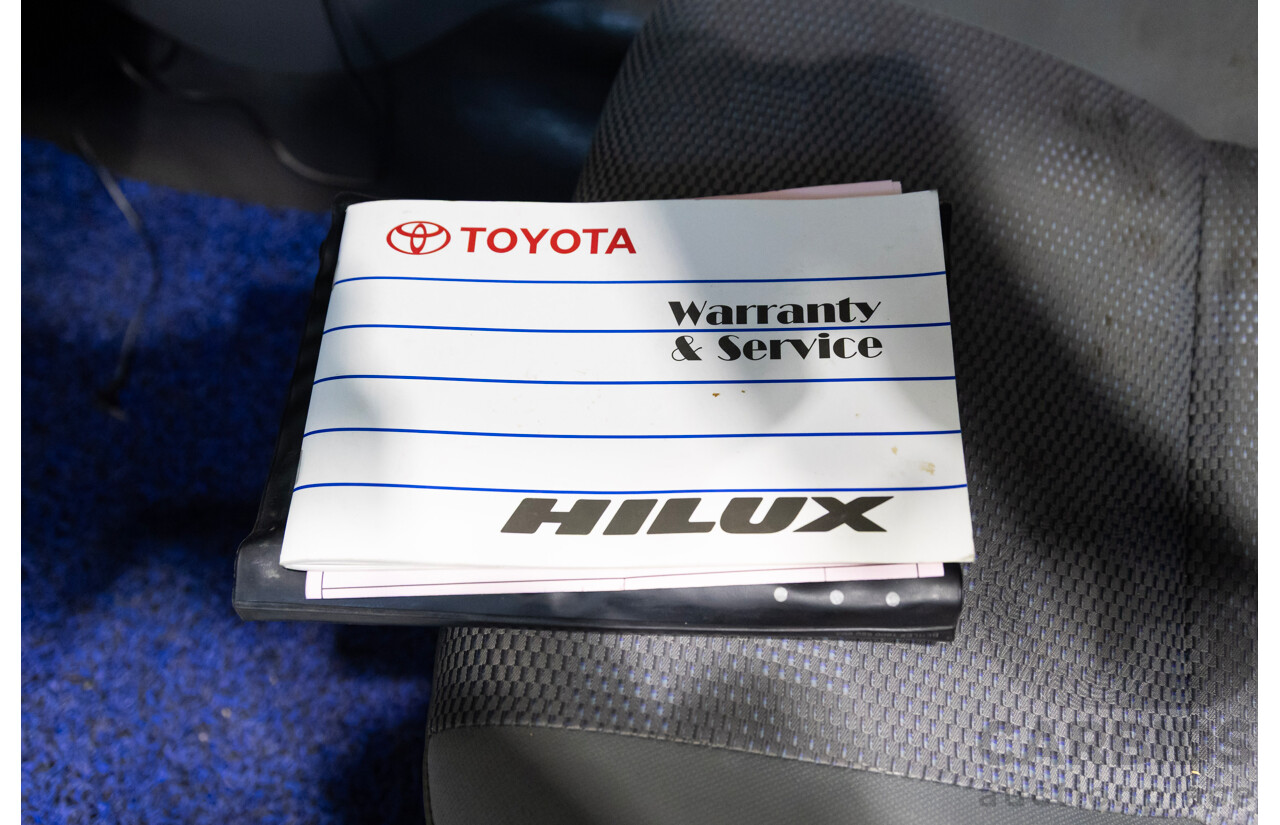 08/2006 Toyota Hilux SR (4x4) KUN26R Dual Cab P/Up White 3.0L