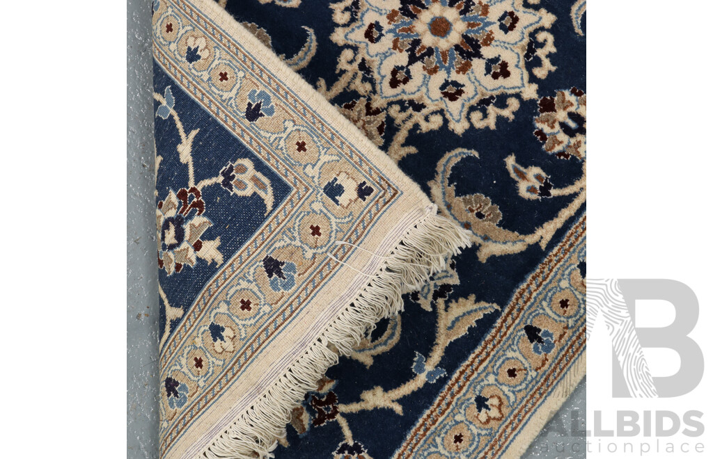 Hand Knotted Persian Nain Rug