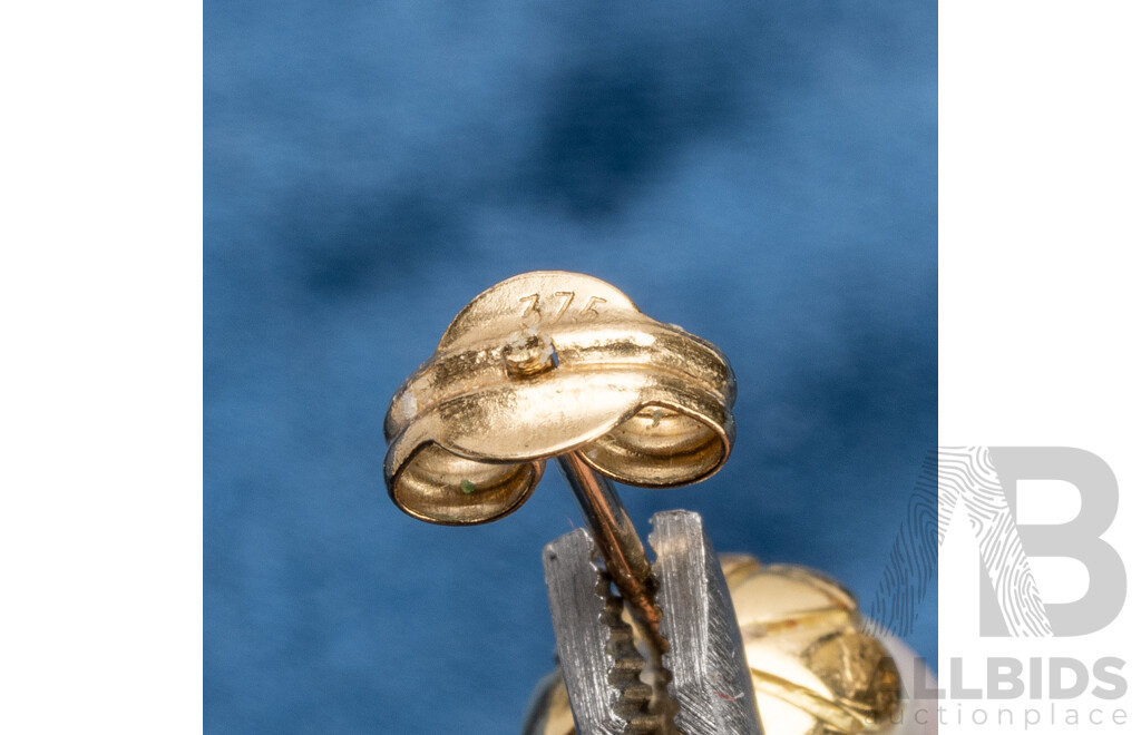Handmade 9ct Yellow Gold Pearl Earring Studs - 2.41gms