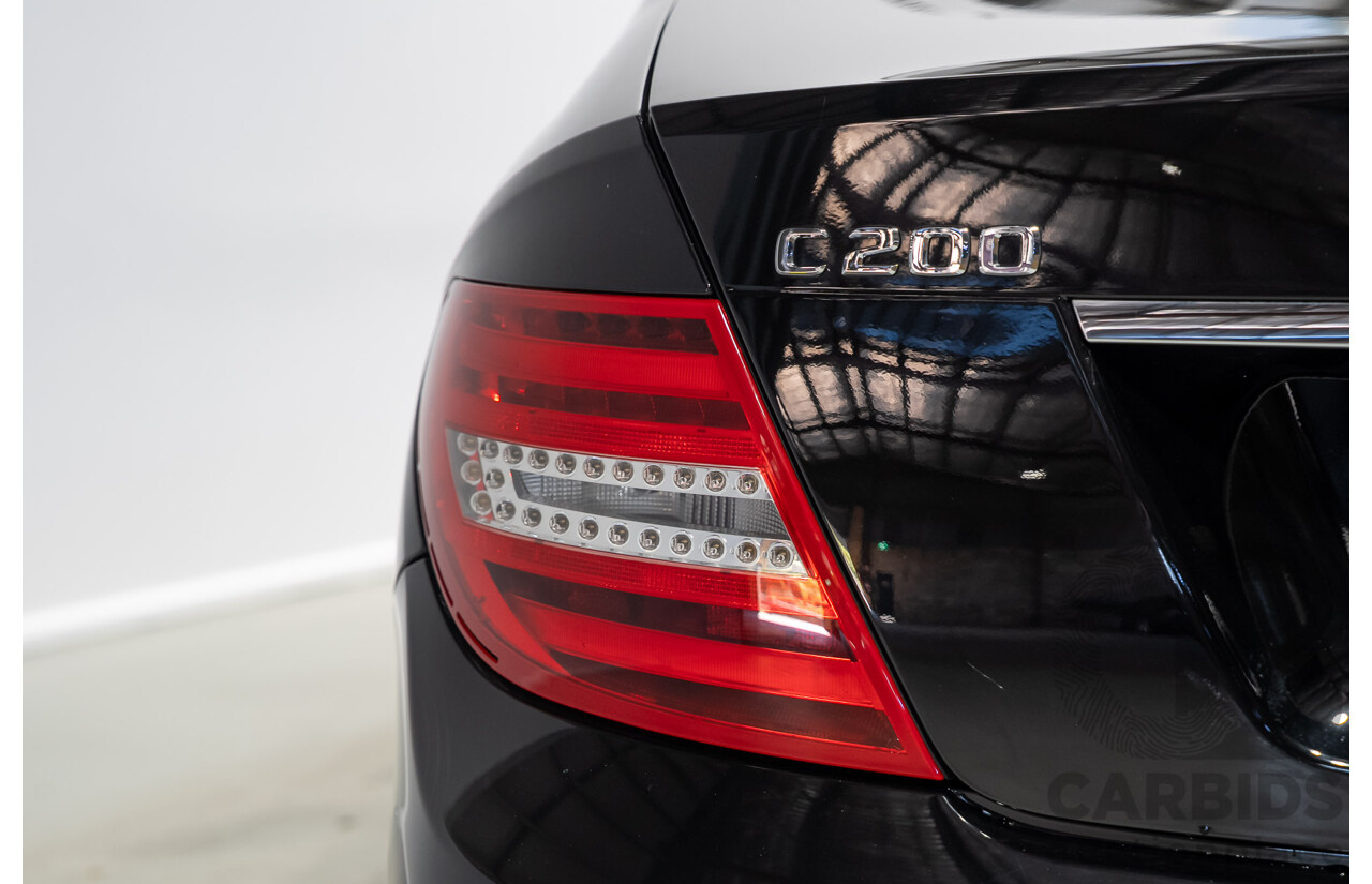 03/2014 Mercedes-Benz C200 W204 MY14 4d Sedan Deep Black Turbo 1.8L