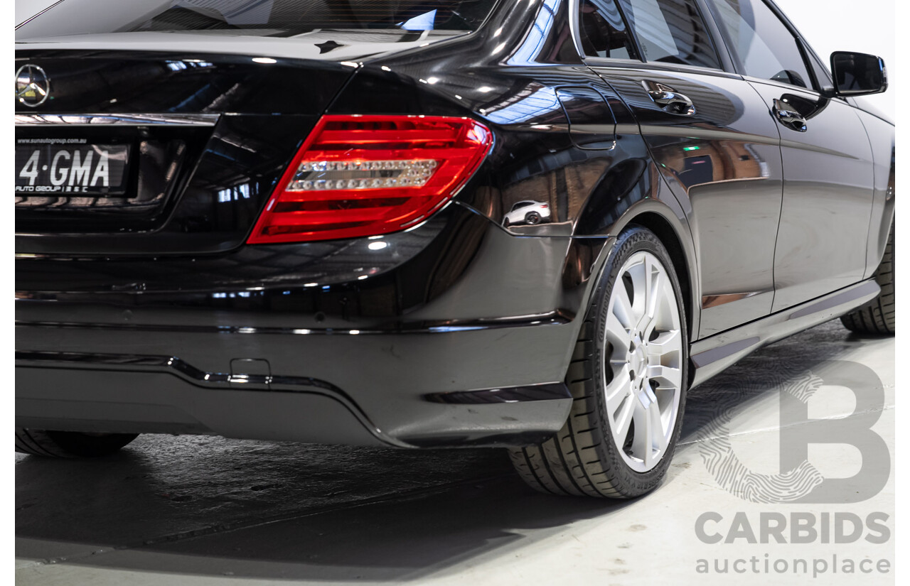 03/2014 Mercedes-Benz C200 W204 MY14 4d Sedan Deep Black Turbo 1.8L