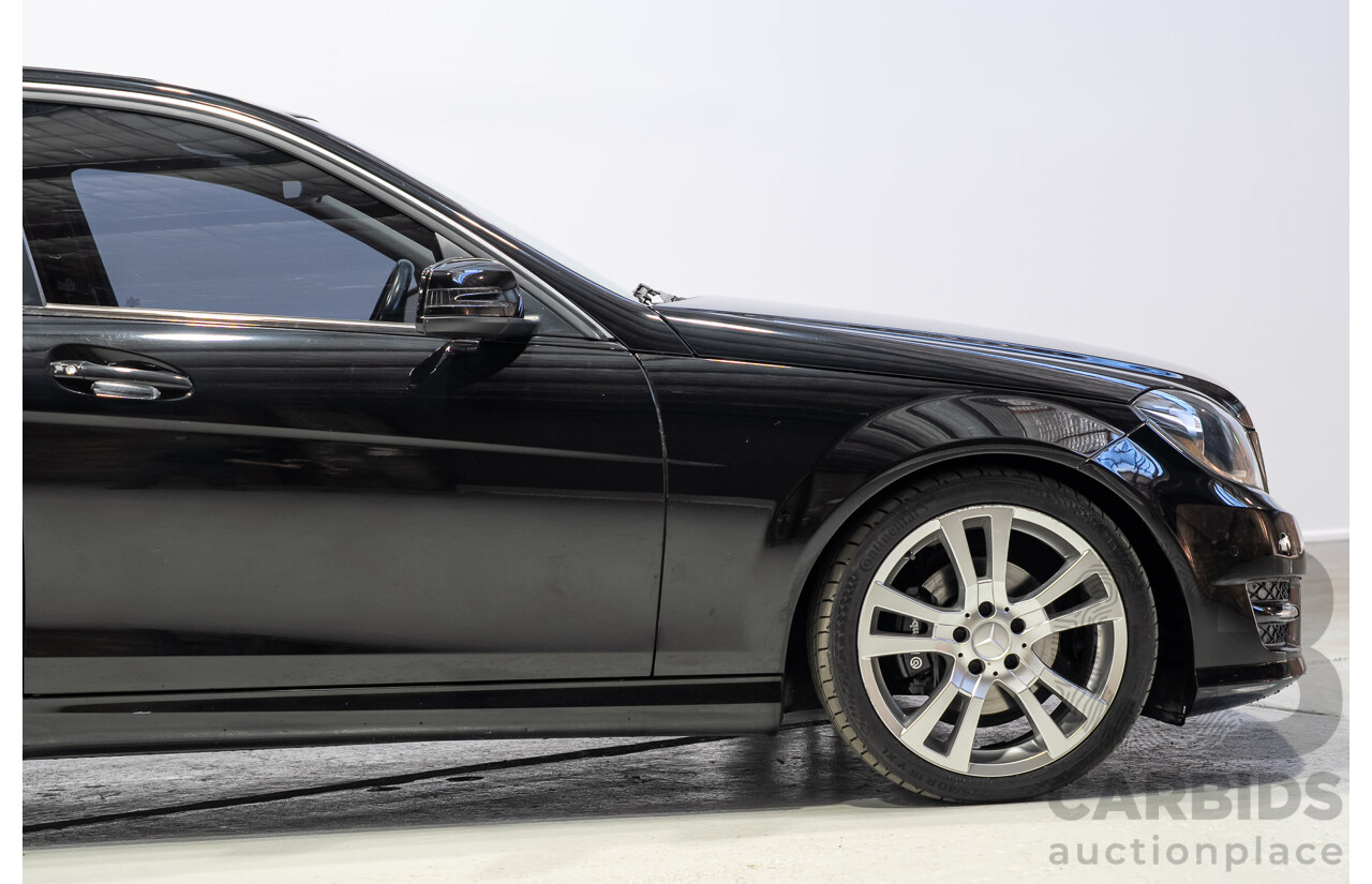 03/2014 Mercedes-Benz C200 W204 MY14 4d Sedan Deep Black Turbo 1.8L