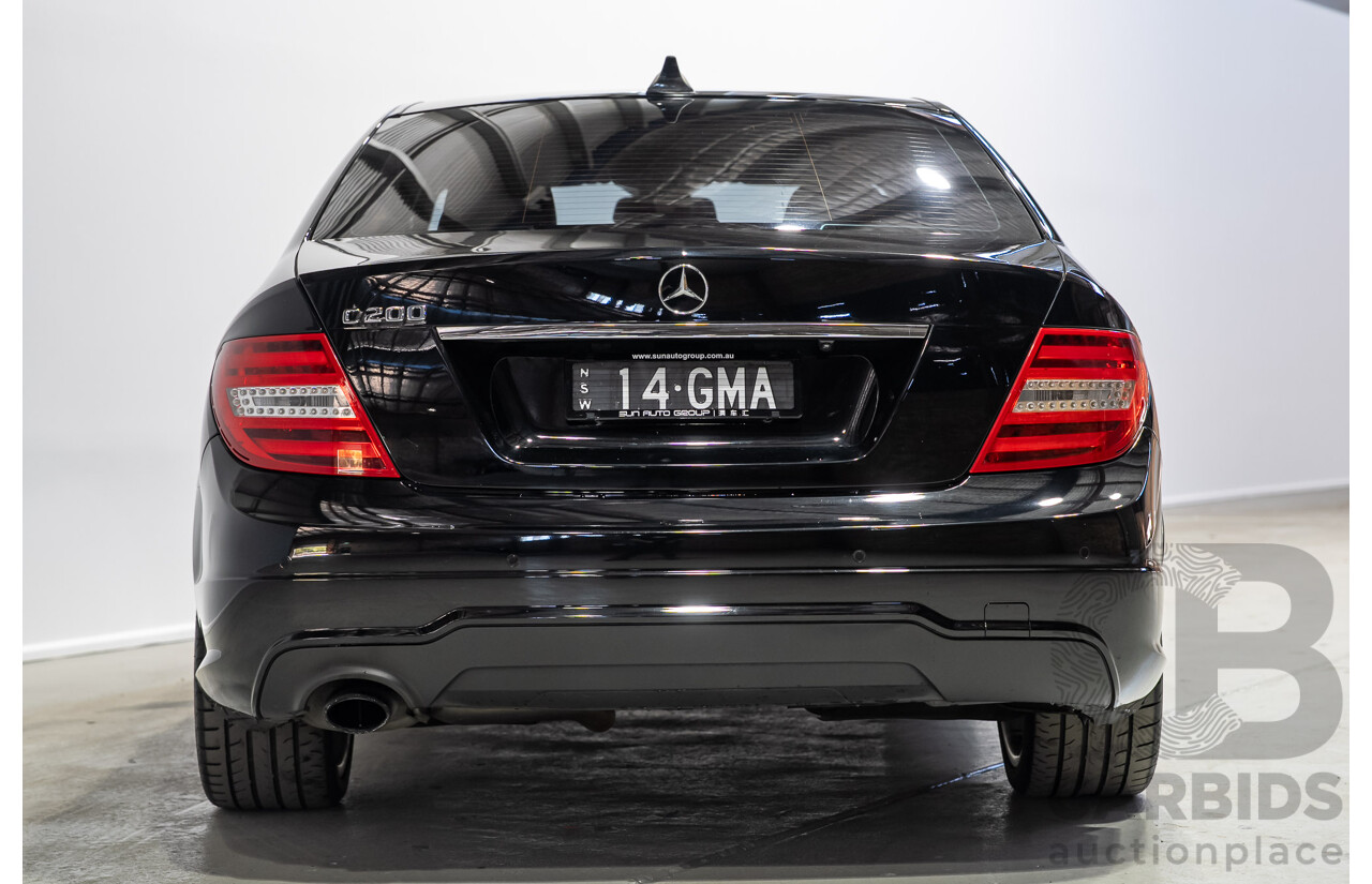 03/2014 Mercedes-Benz C200 W204 MY14 4d Sedan Deep Black Turbo 1.8L