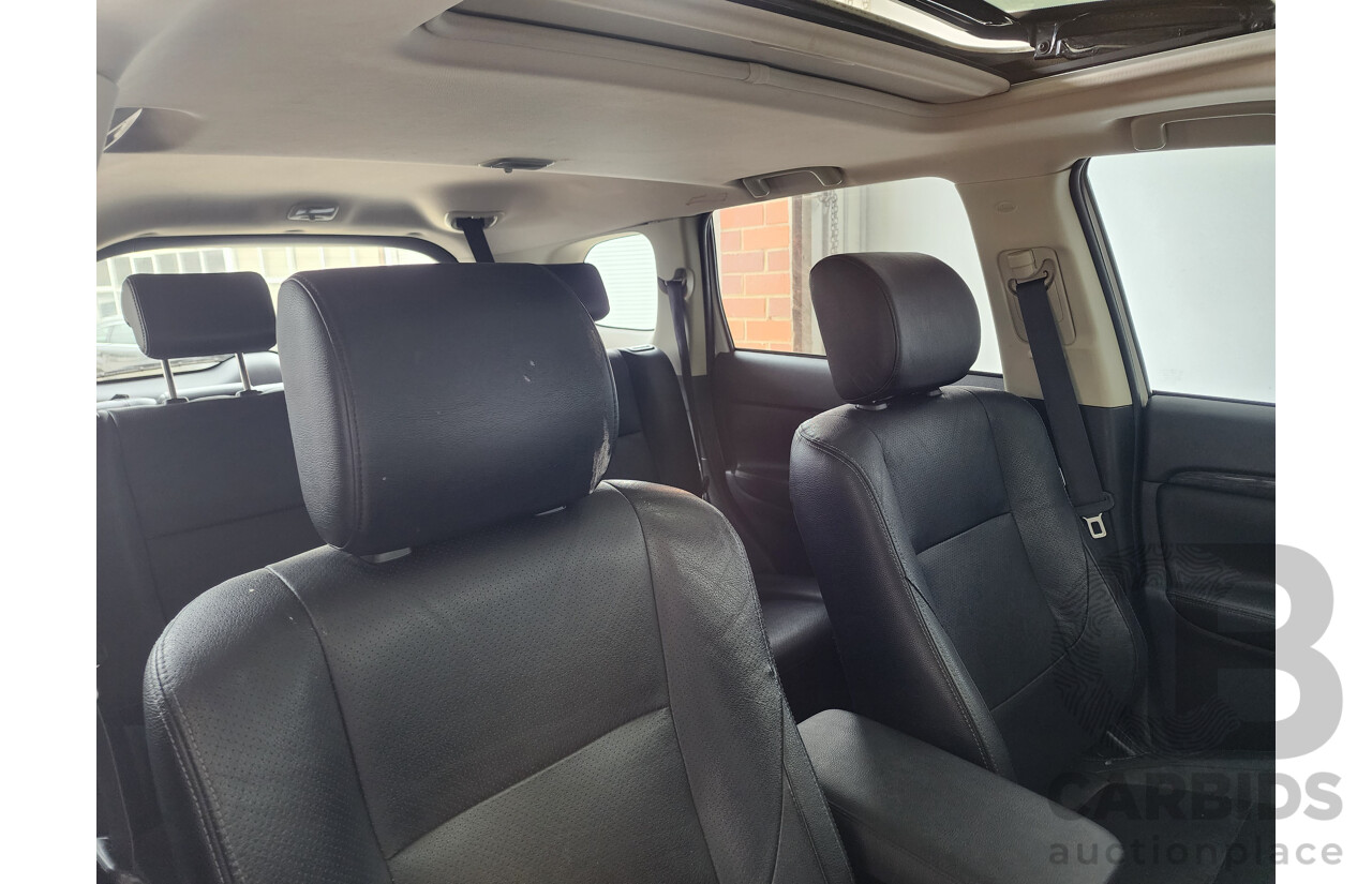 09/2015 Mitsubishi Outlander Exceed (4x4) ZK MY16 4d Wagon White 2.3L