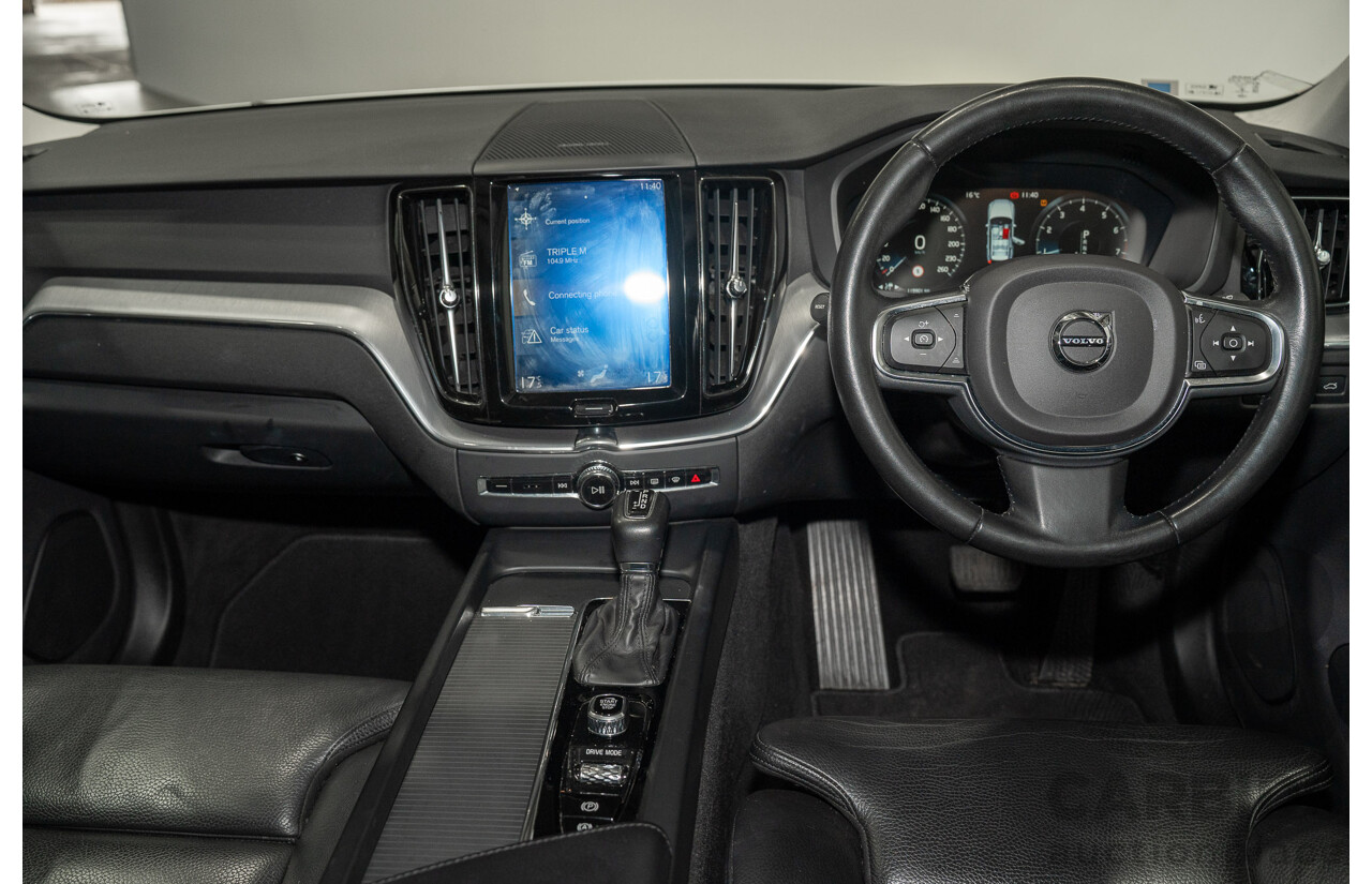 11/2019 Volvo Xc60 T5 Momentum (AWD) 246 MY20 4d Wagon White Turbo 2.0L