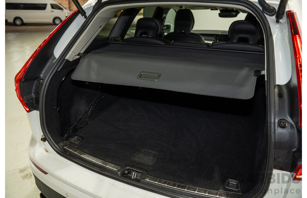 11/2019 Volvo Xc60 T5 Momentum (AWD) 246 MY20 4d Wagon White Turbo 2.0L