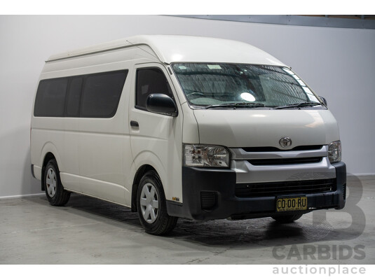 12/2017 Toyota Hiace COMMUTER (RWD) KDH223R MY16 Bus White 3.0L 12 Seats