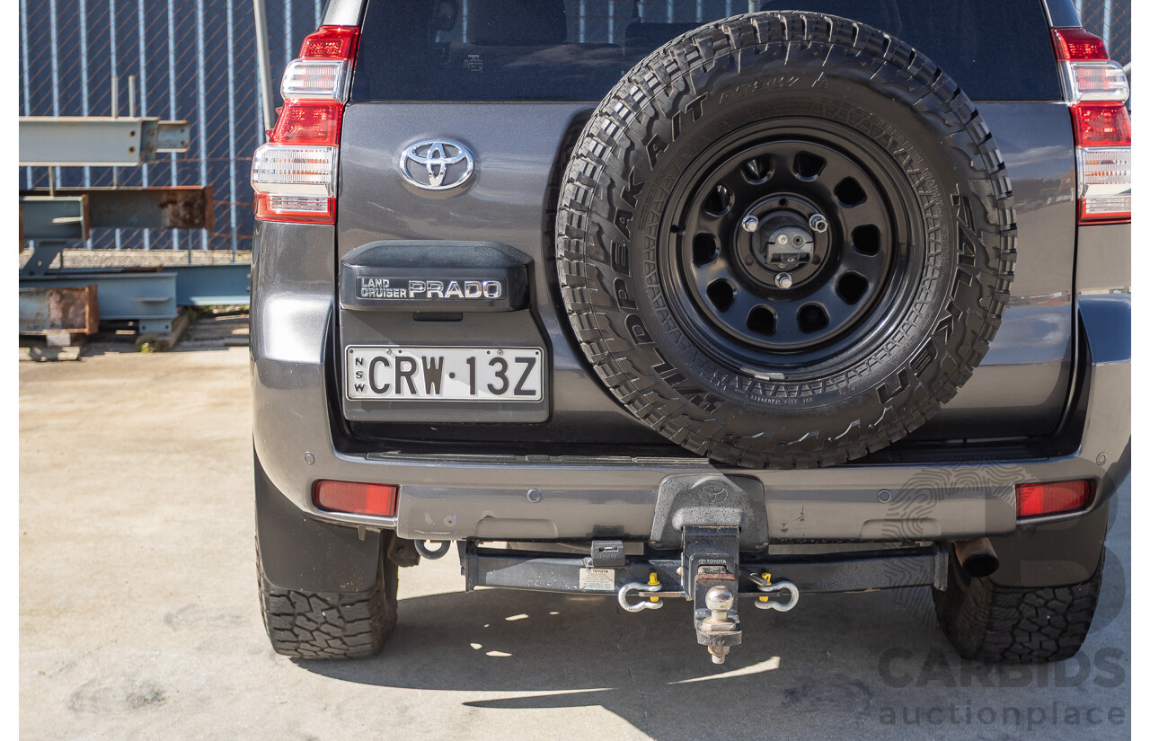 11/2013 Toyota Landcruiser Prado GXL (4x4) KDJ150R MY14 4d Wagon Graphite Grey Metallic Turbo Diesel 3.0L - 7 Seater