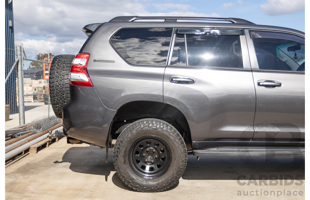 11/2013 Toyota Landcruiser Prado GXL (4x4) KDJ150R MY14 4d Wagon Graphite Grey Metallic Turbo Diesel 3.0L - 7 Seater
