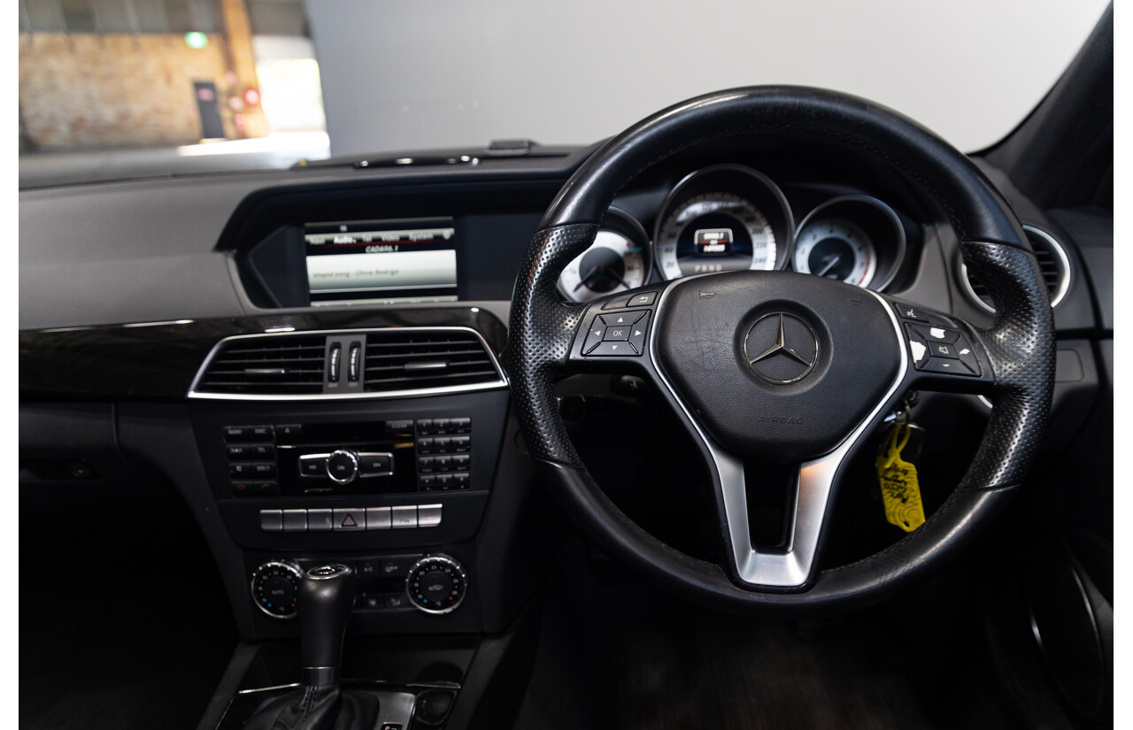 02/2014 Mercedes-Benz C250 Avantgarde W204 MY14 4d Wagon Silver Turbo 1.8L