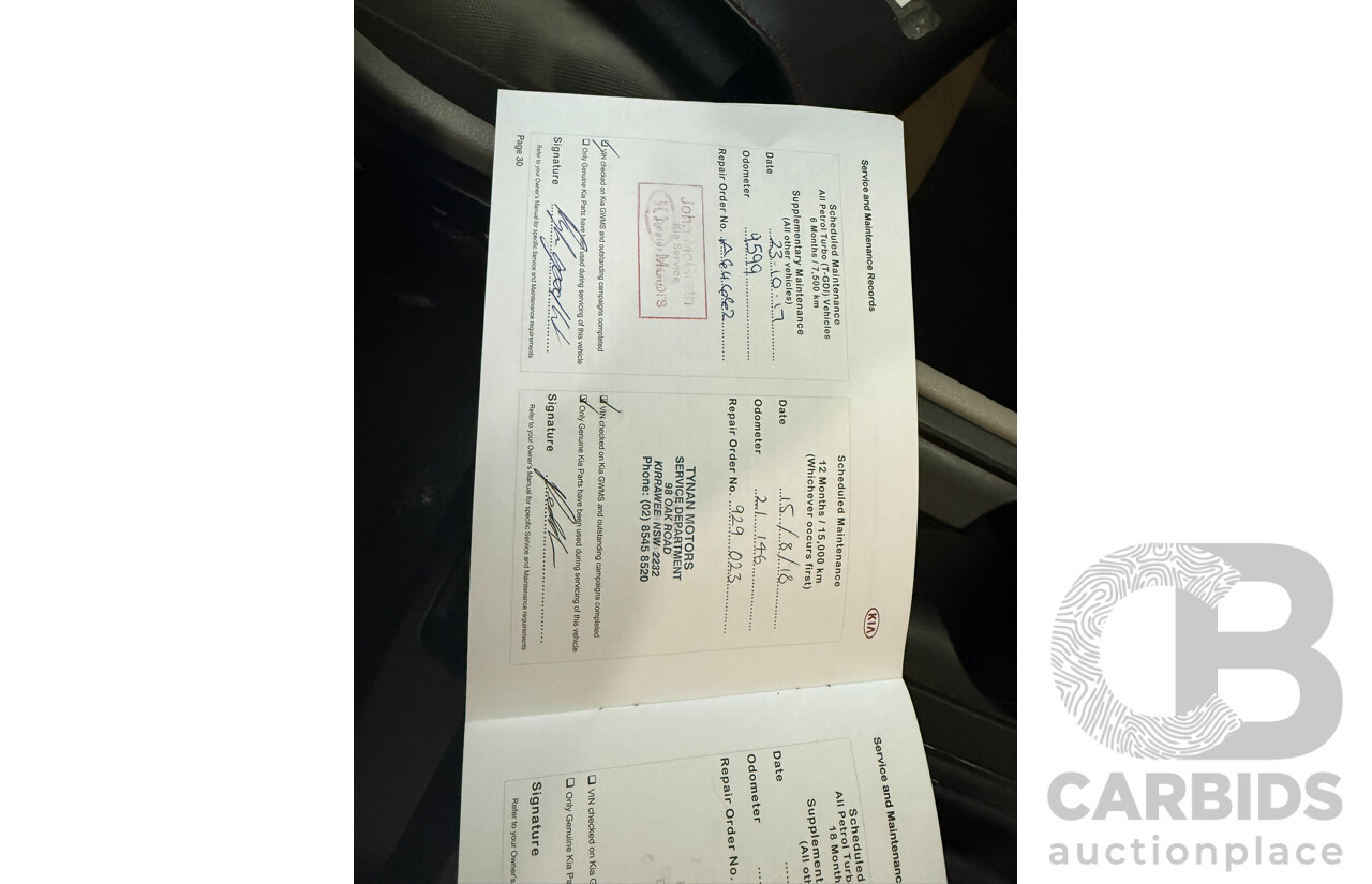 01/2017 Kia Carnival S (FWD) YP MY17 4d Wagon Silver 3.3L
