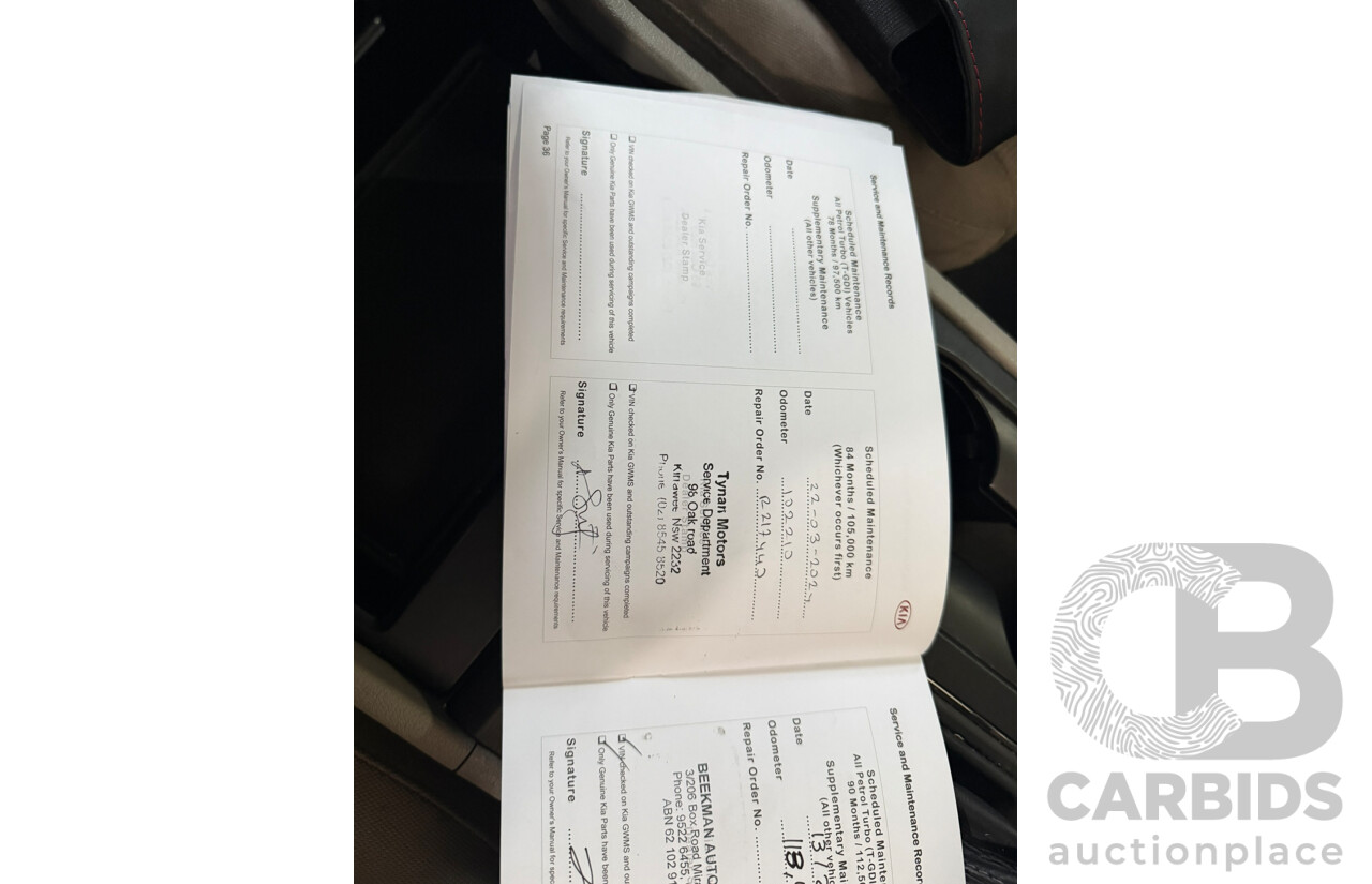 01/2017 Kia Carnival S (FWD) YP MY17 4d Wagon Silver 3.3L