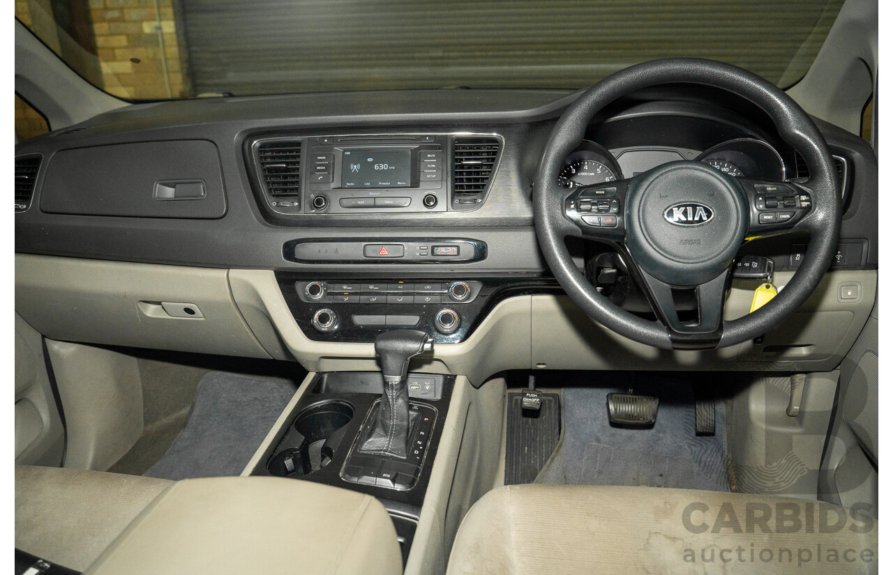 01/2017 Kia Carnival S (FWD) YP MY17 4d Wagon Silver 3.3L