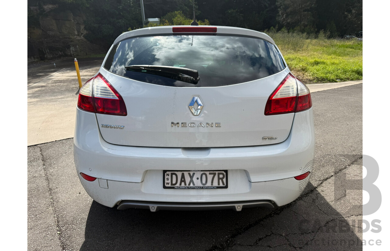 04/2015 Renault Megane GT-LINE PREMIUM FWD B95 MY14 5D Hatchback White Turbo Diesel 1.5L