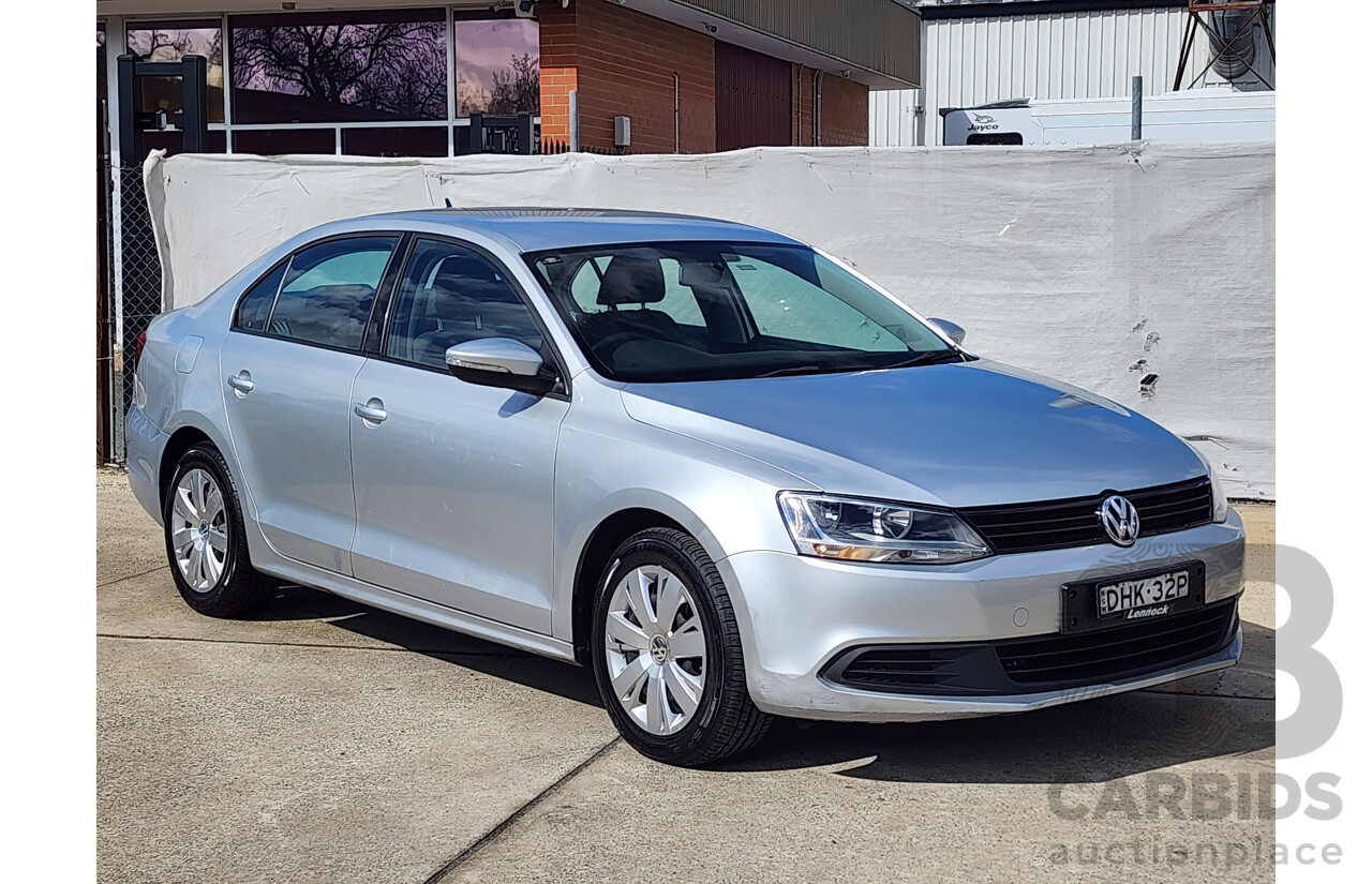 09/2013 Volkswagen Jetta 118 TSI 1KM MY13.5 4d Sedan Silver 1.4L