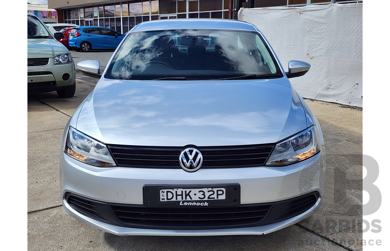 09/2013 Volkswagen Jetta 118 TSI 1KM MY13.5 4d Sedan Silver 1.4L