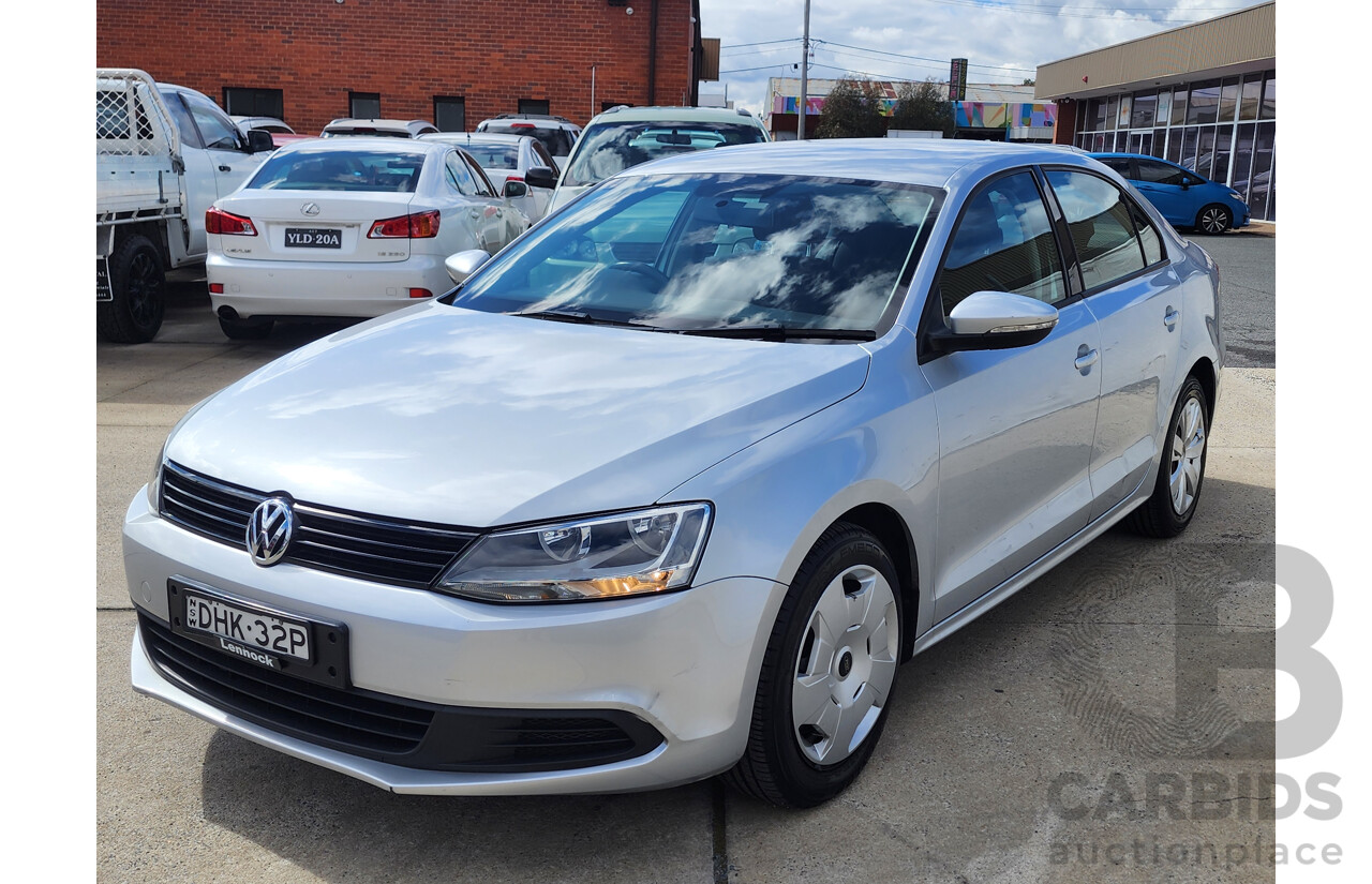 09/2013 Volkswagen Jetta 118 TSI 1KM MY13.5 4d Sedan Silver 1.4L
